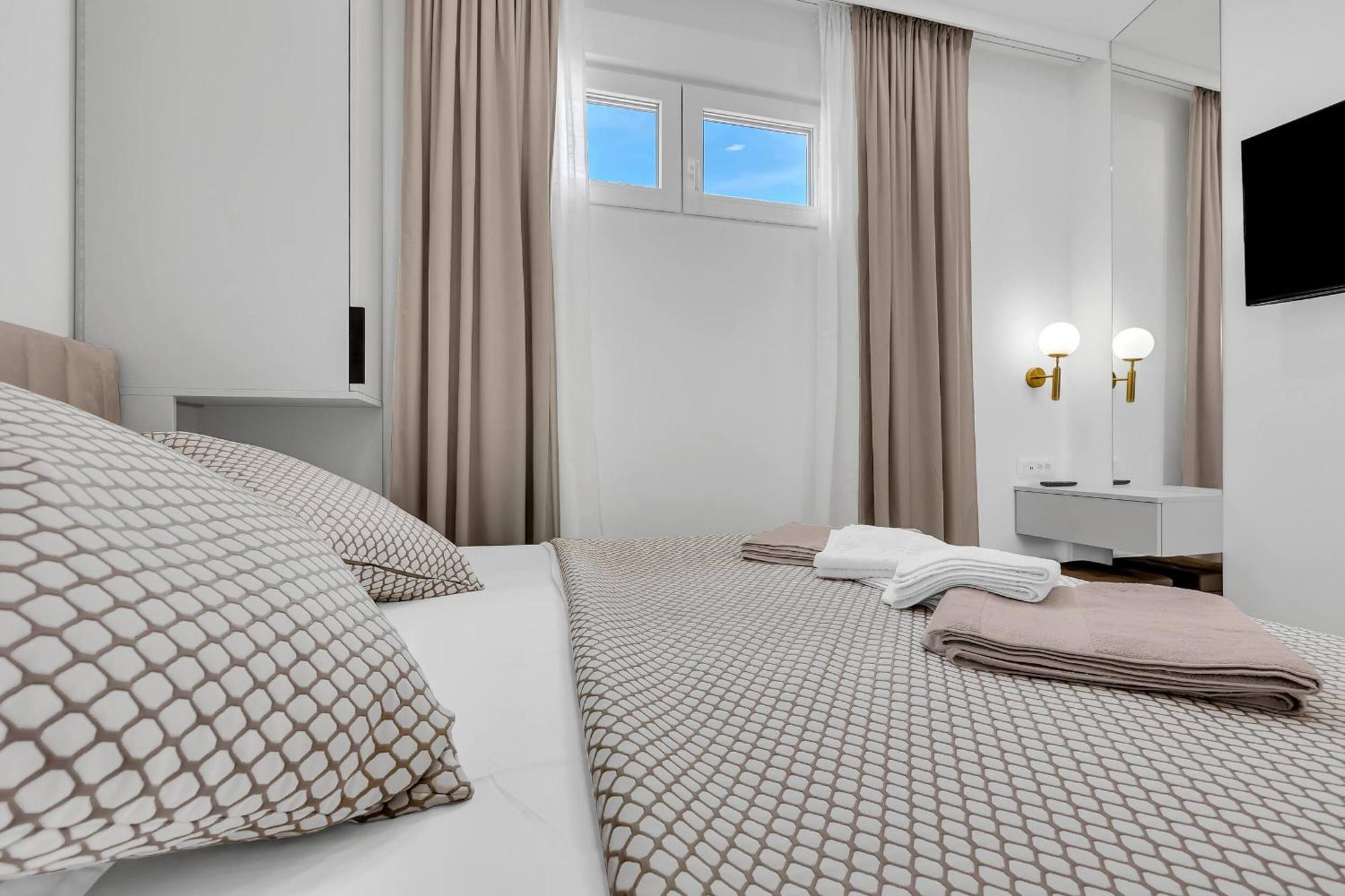 Apartments Luka'S View Makarska Ngoại thất bức ảnh