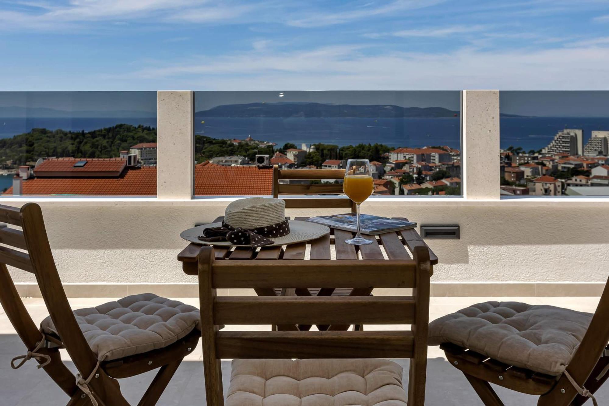 Apartments Luka'S View Makarska Ngoại thất bức ảnh