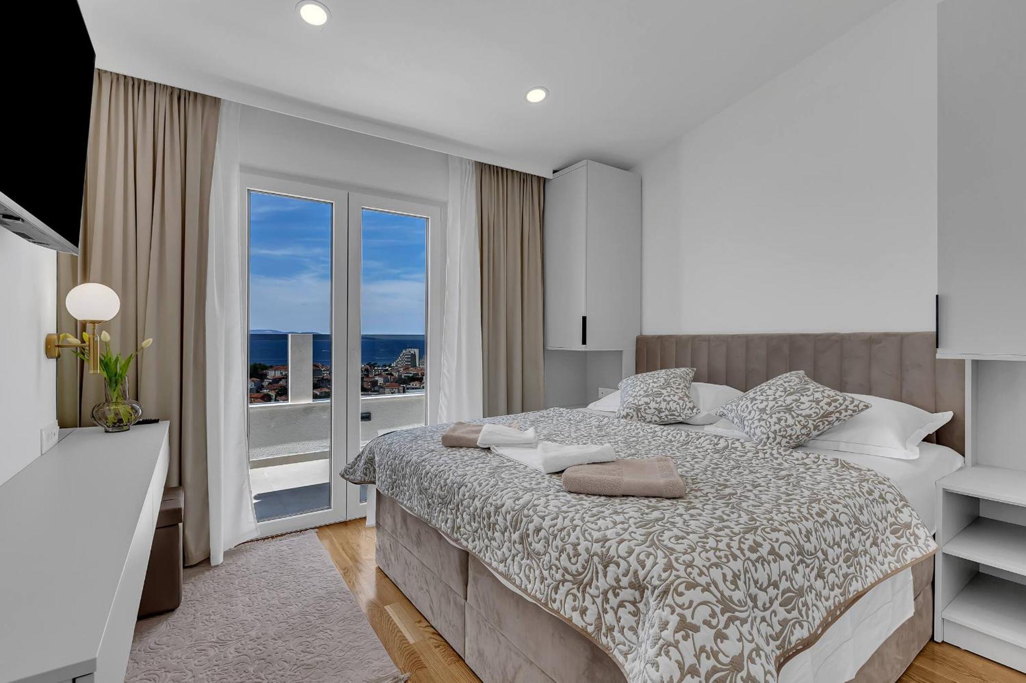 Apartments Luka'S View Makarska Ngoại thất bức ảnh